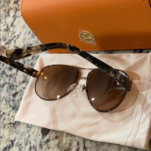 NWT Auth Tory Burch Aviator Sunglasses - Picture 13 of 14